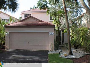 10920 NW 10th St, Plantation, FL 33322
