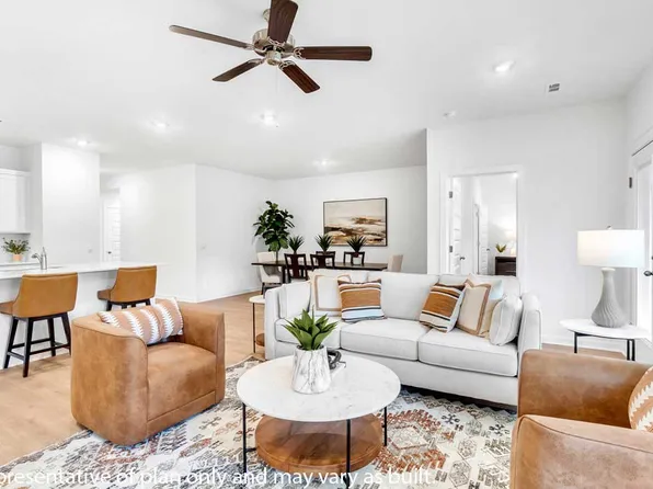 3041 Laredo Ln, Bentonville, AR 72712