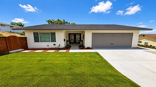 366 Lausanne Dr Photo 1