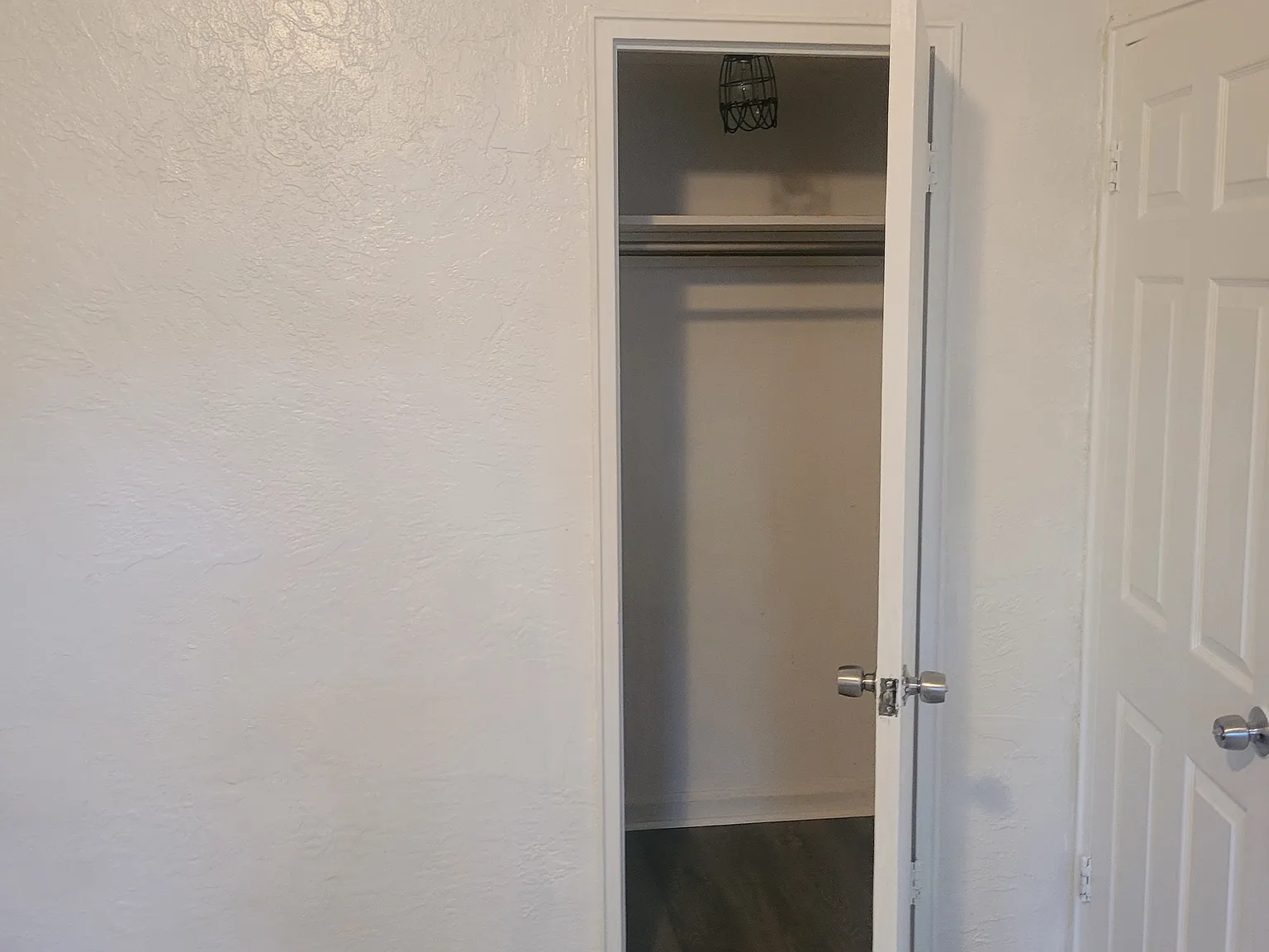 2 bed, $1,350 — Photo 1