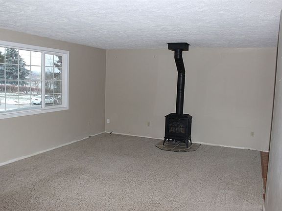 4th image of 23012 E Joseph Ave