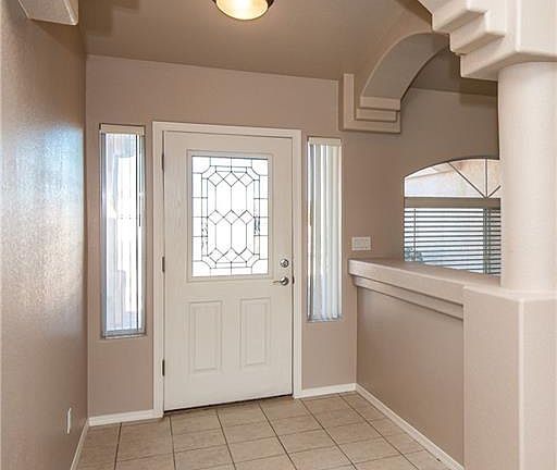 4th image of 5540 S Club House Ct