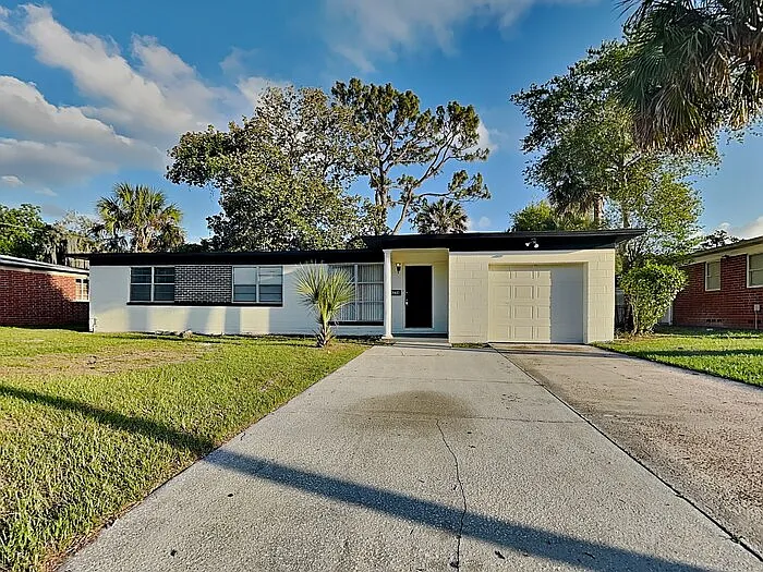 6238 Round Oak Ln — Photo 1