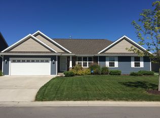 646 Castlestone Ct, Oneida, WI 54155