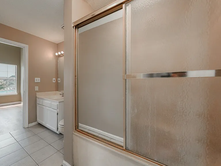 104 Waters Edge Ln #104 — Photo 8