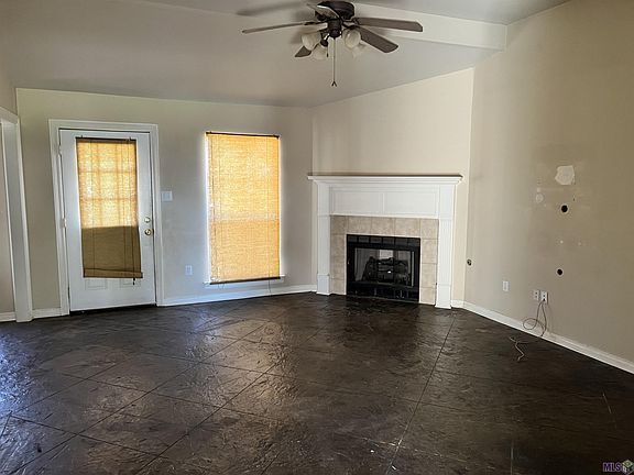 3rd image of 17290 Rennes Rd