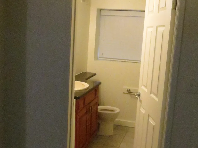 3229 W 11th Ave #GROUND LEVEL — Photo 9