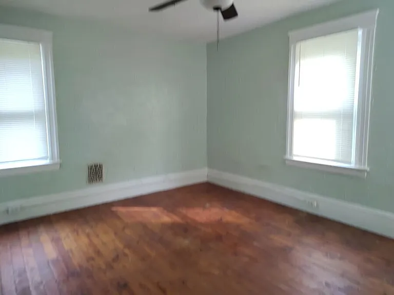 6034 Hillman Ave — Photo 4