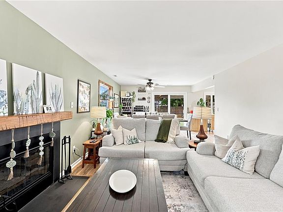 4th image of 5344 Glenville Cir
