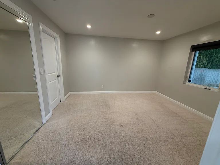 5033 Doreen Ave — Photo 6