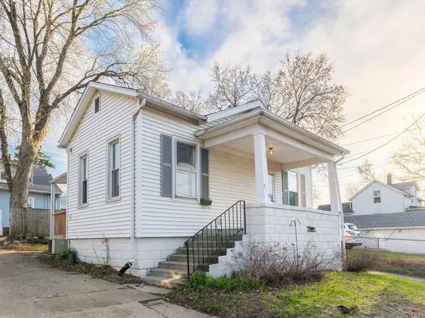 918 Margaret St, Pekin, IL 61554