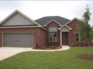 232 Amber Dr, Byron, GA 31008