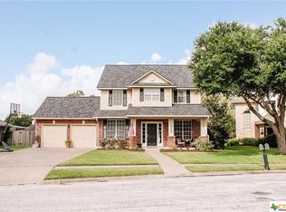 309 Village Grn, Victoria, TX 77904