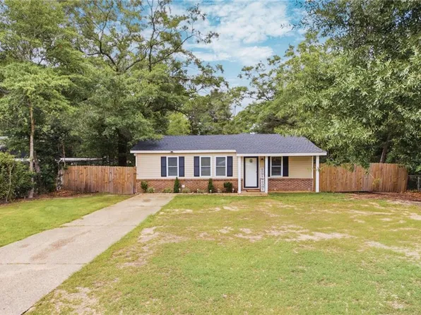 5328 Colonial Oaks Dr N, Mobile, AL 36618
