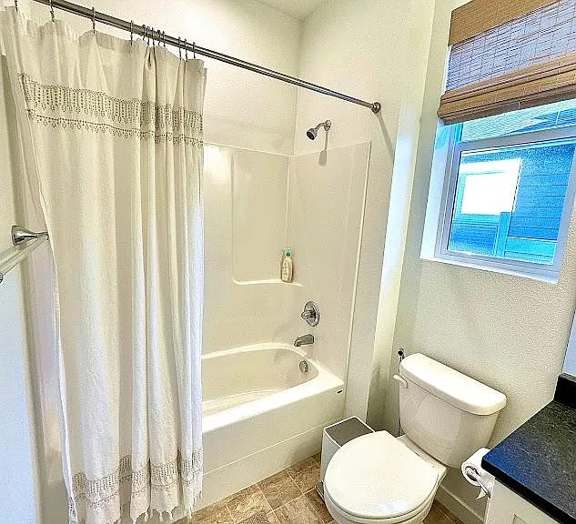 Second floor - Guest Bathroom