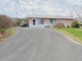 1728 Goshen Valley Rd, Church Hill, TN 37642