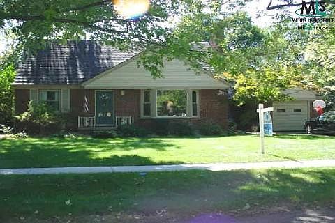 1st image of 18207 Glenwood Blvd