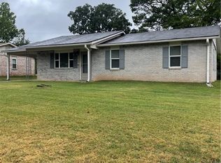 909 Pattie Ln, Barling, AR 72923