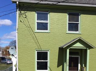 329 E Washington St, Chambersburg, PA 17201
