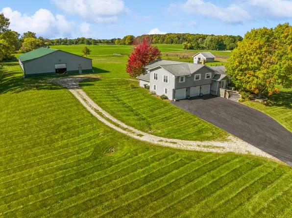 40830 N Mill Creek Rd, Wadsworth, IL 60083