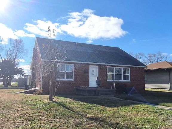 2nd image of 1101 W 21st St