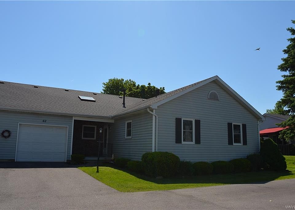1st image of 62 Stepping Stone Ln