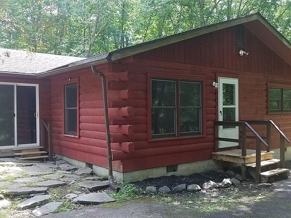 3rd image of 202-208 Sellersville Dr