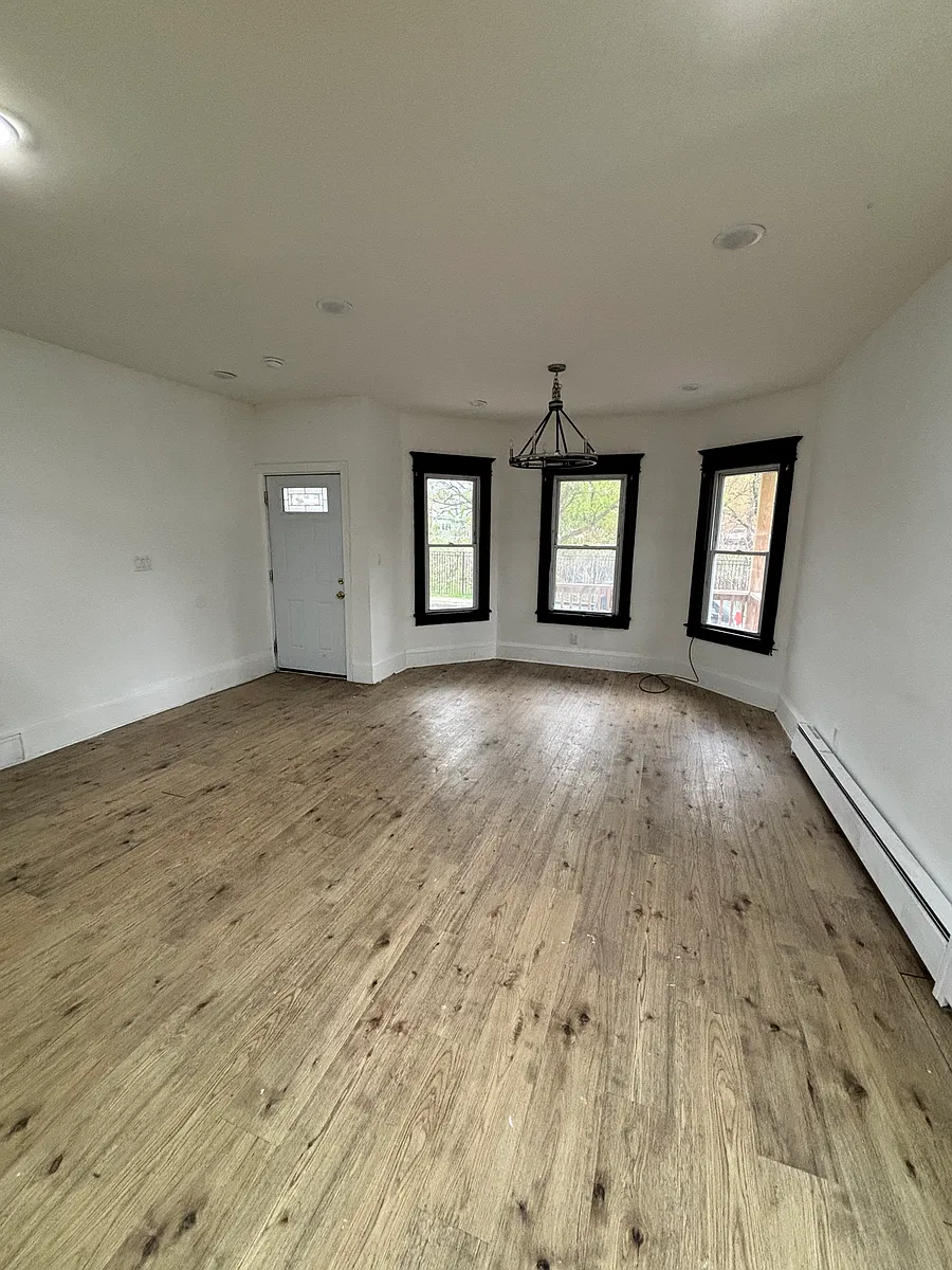 Building Photo - 94 River St #96