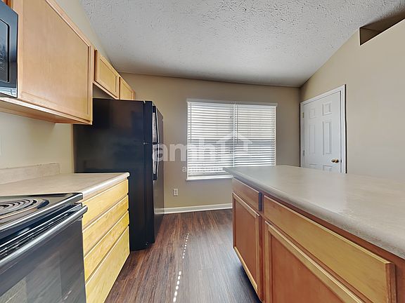 5th image of 152 Hawkins Ct