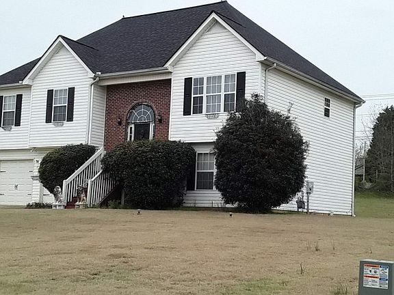 2nd image of 74 Peggy Meadows Way