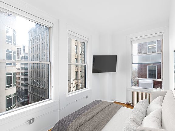 5th image of 135 William St APT 6A