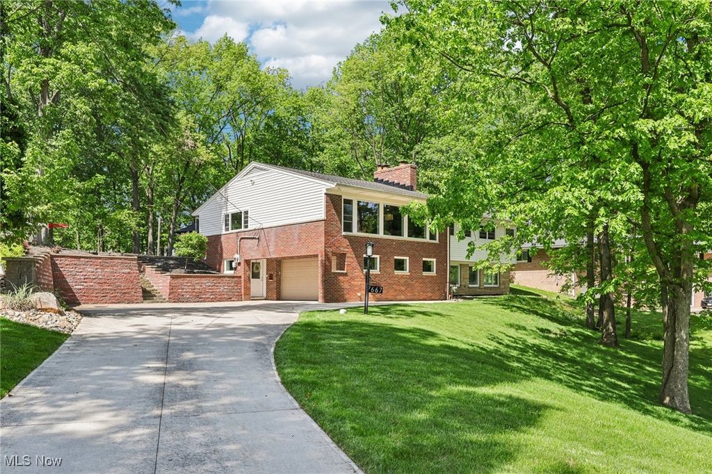 Real estate listing image
