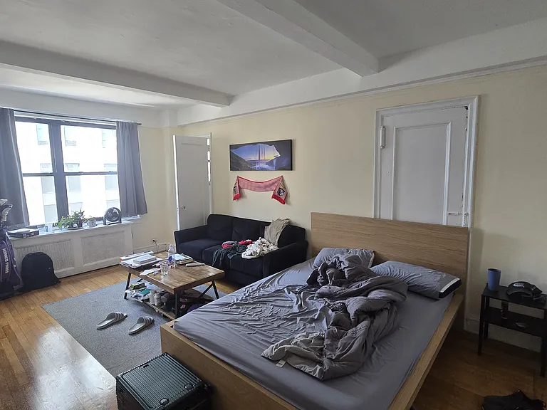455 W 34th St #9BC — Photo 1