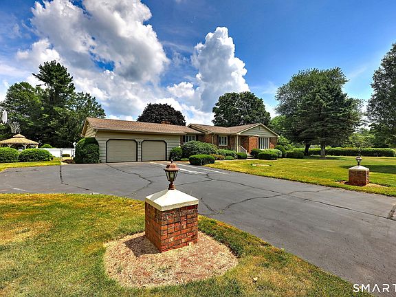 2nd image of 531 Woodruff Road