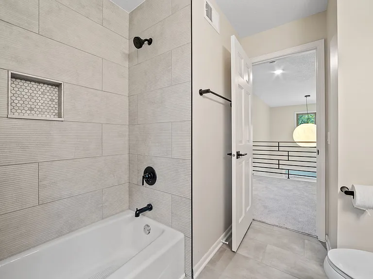 17711 Creek Ridge Pass — Photo 46
