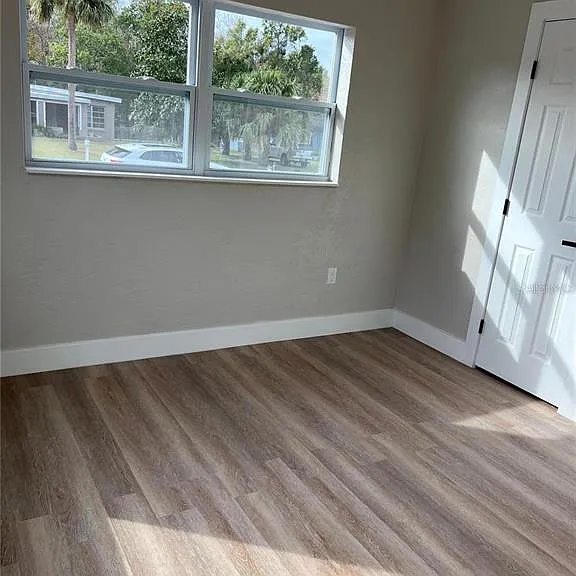 1809 Chase Ave — Photo 14