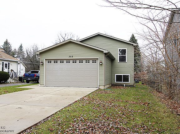 2nd image of 362 Shorewood Dr