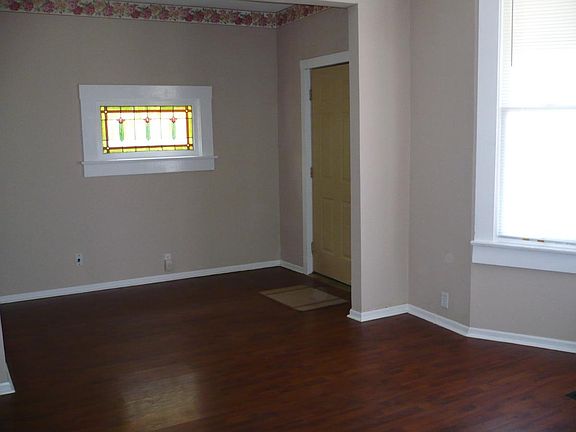 Stained glass window in entry way