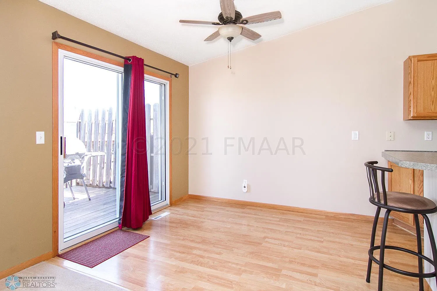 3 bed, 1640 sqft, $1,750 — Photo 4