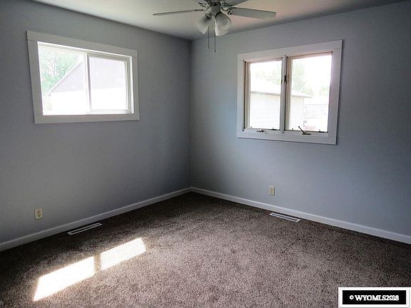 5th image of 913 Mary Anne Dr