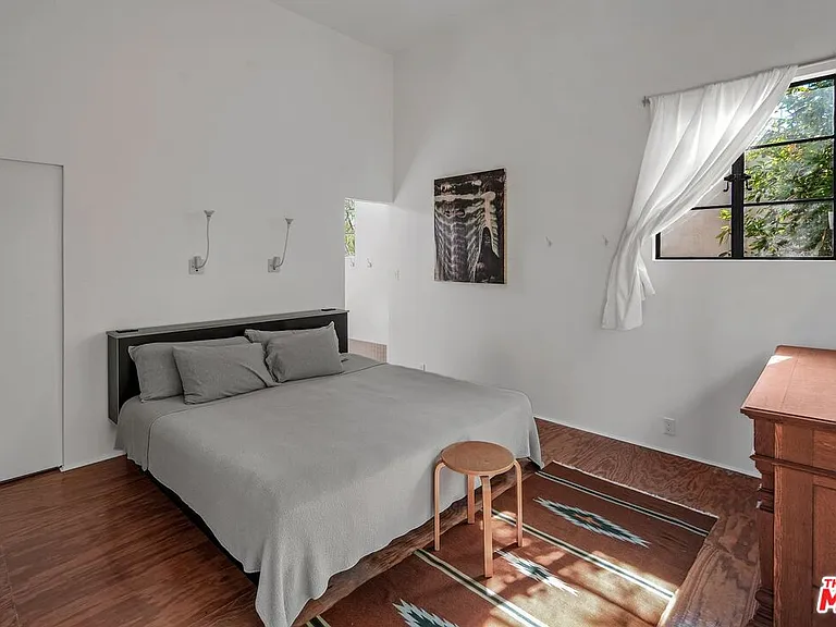 2311 Louella Ave — Photo 30