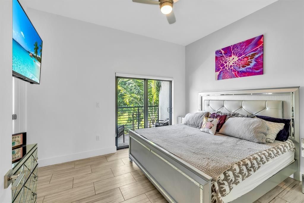 462 SE 1ST Circle, photo 9