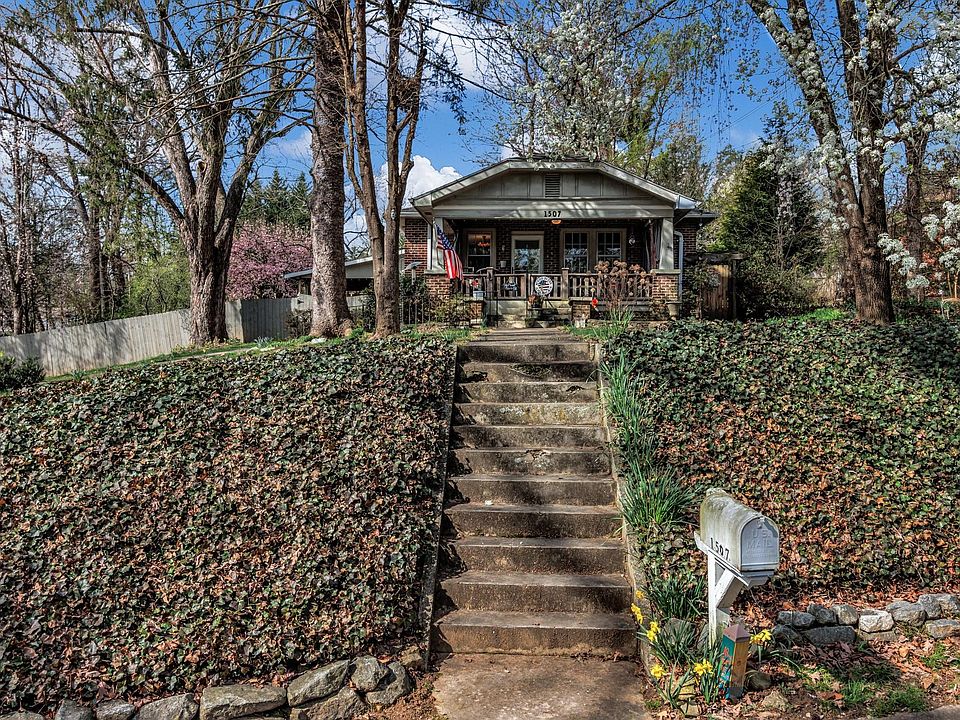 1507 Druid Hills Ave, Hendersonville, NC 28791 Zillow