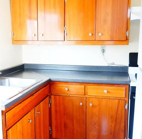 8400 Greenwood Ave — Photo 9
