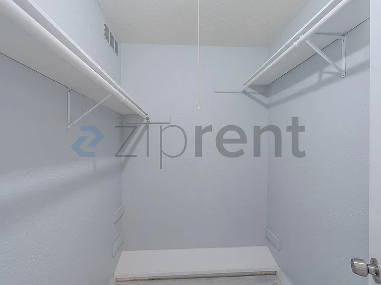 16402 Mill Point Dr — Photo 19