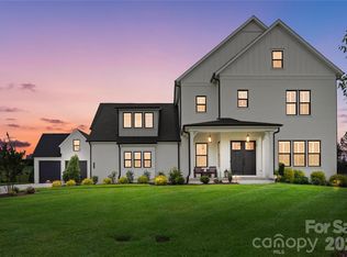 1318 Pomar Cir, Waxhaw, NC 28173