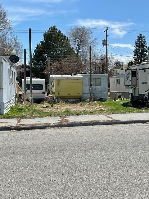 Lot to park a camp trailer long term.