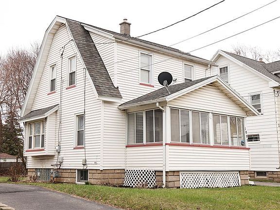 3rd image of 1008 Glide St