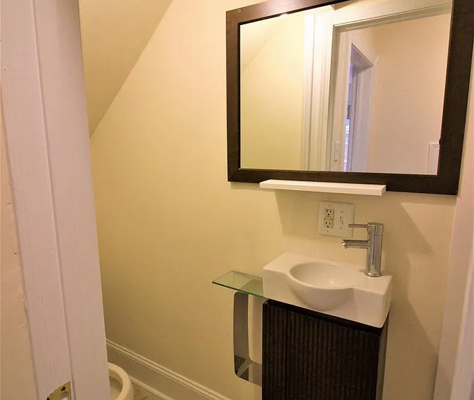 505 S Oak St — Photo 9