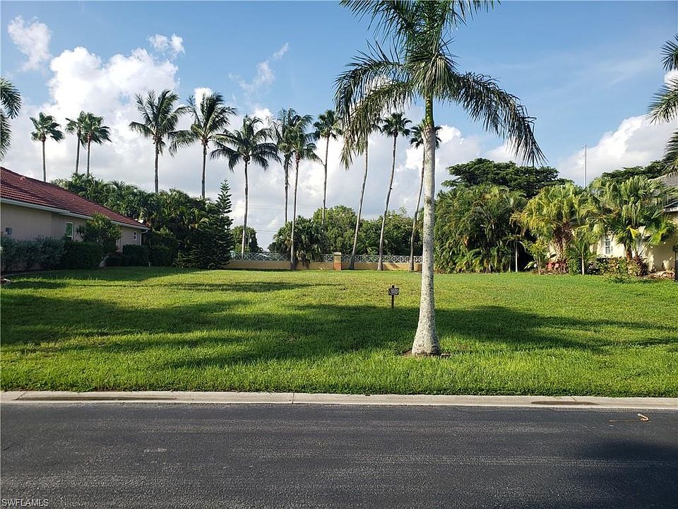 1st image of 1825 Lagoon Ln